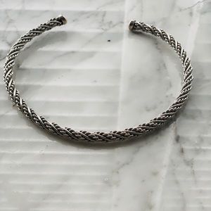 Simple silver necklace
